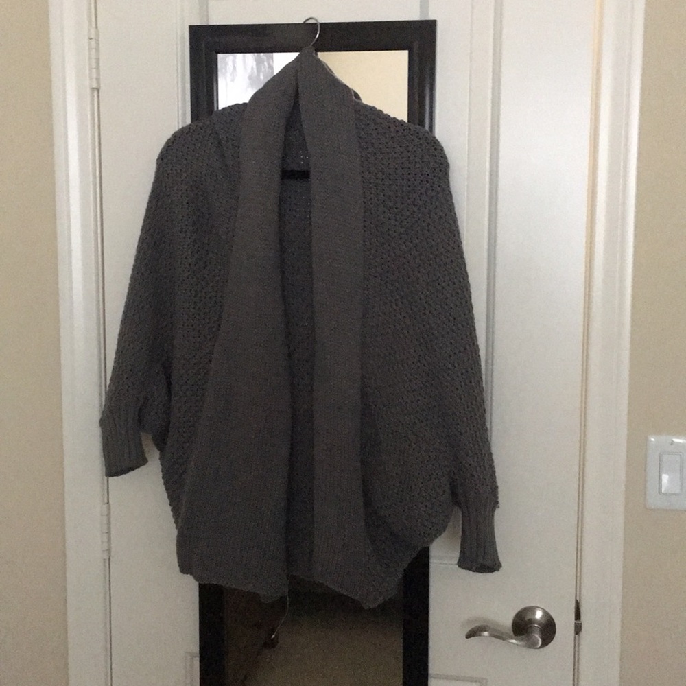 Military Hippie Grey Batwing Cardigan - Picture 2 of 4